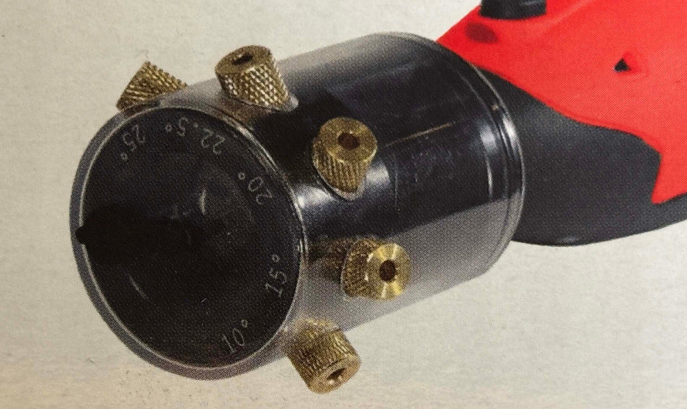 Dettaglio della Telwin TIG Blade, affilatutgsteno a batteria con regolazioni di precisione per elettrodi TIG.